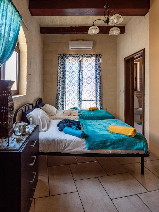 250 Yo Tal-Bambinu Boutique Farmhouse Xagħra Eksteriør billede