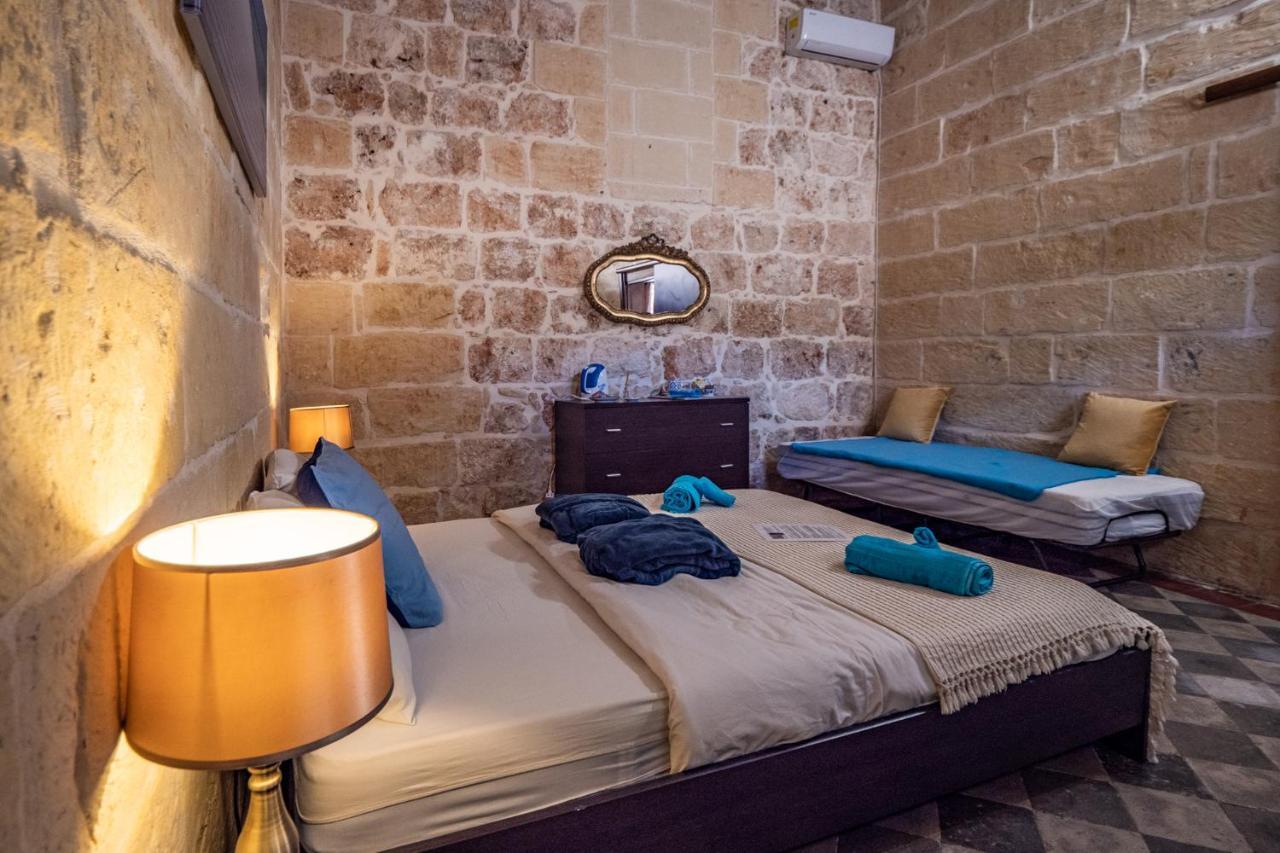 250 Yo Tal-Bambinu Boutique Farmhouse Xagħra Eksteriør billede