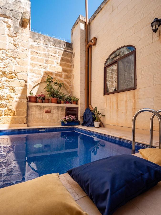 250 Yo Tal-Bambinu Boutique Farmhouse Xagħra Eksteriør billede